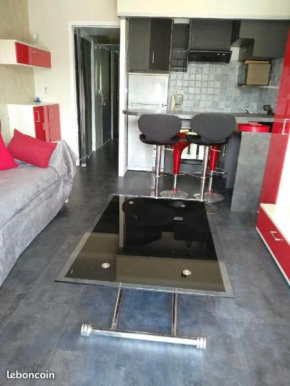F2 Palavas 2ème ligne, tout confort, wifi, parking